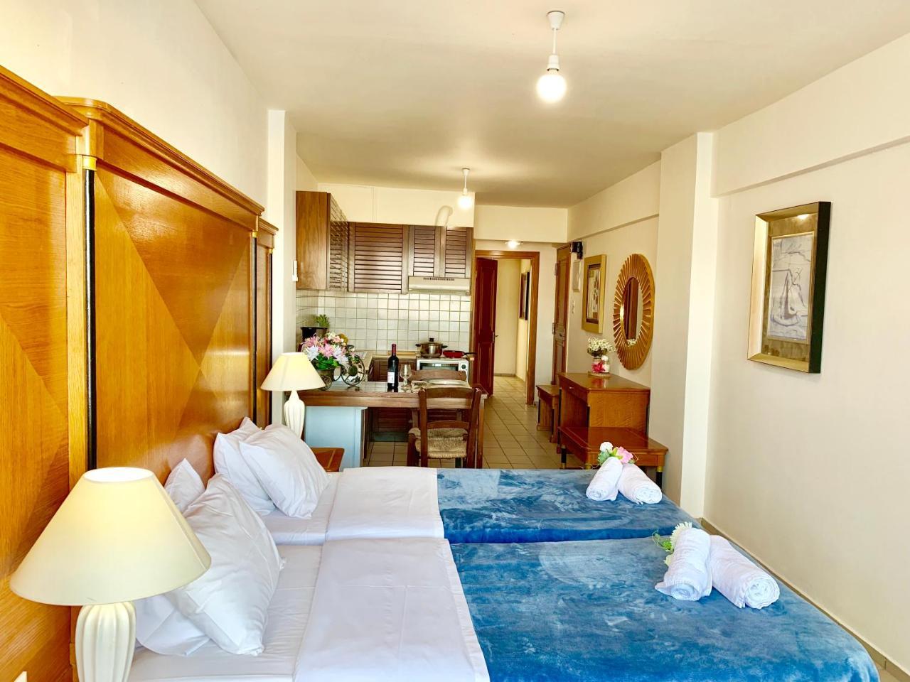 The Blue Apartments Hersonissos (Crete) Exterior foto